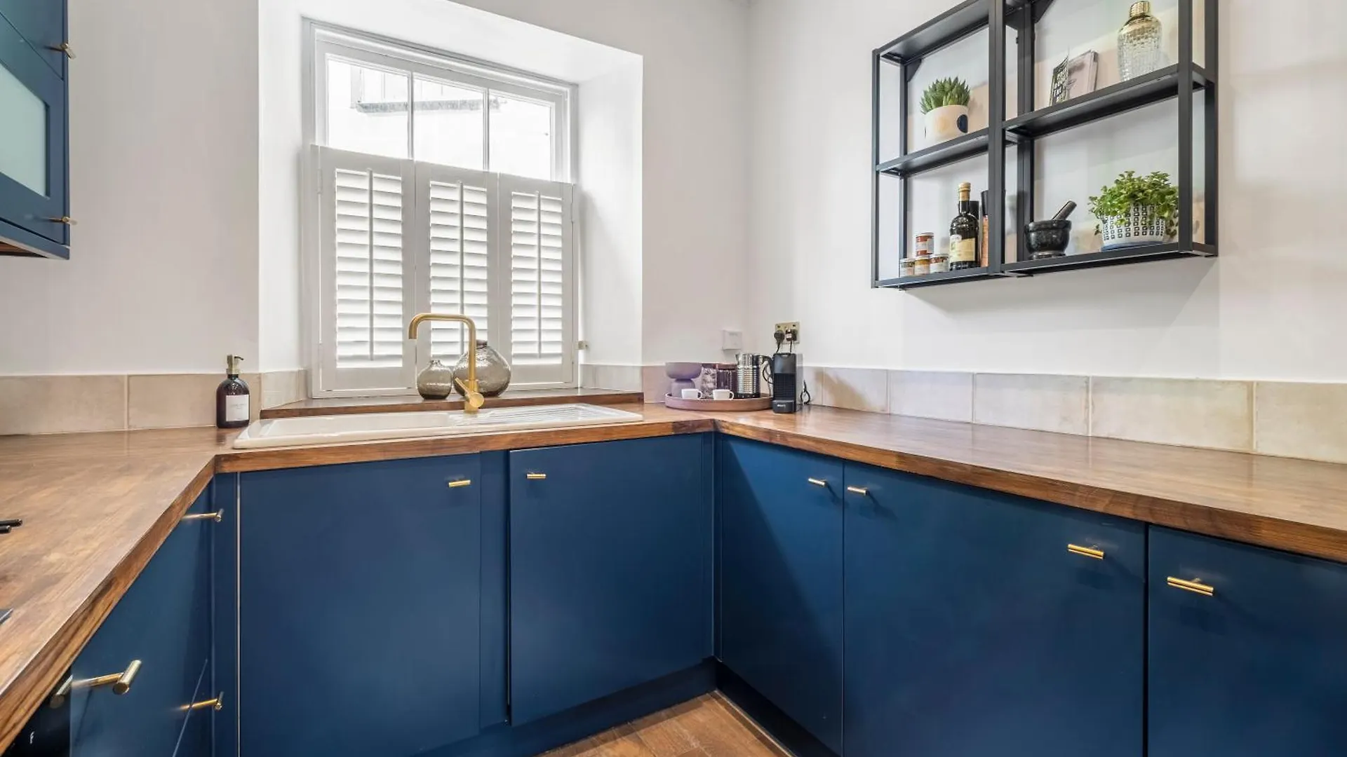 Stylish City Apartment Sleeps 6 Newcastle Upon Tyne